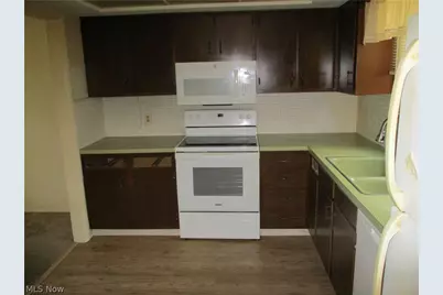 722 Tinkers Lane, Sagamore Hills, OH 44067 - Photo 3