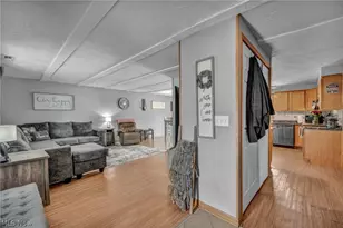 4425 Queen Anne Ave, Lorain, OH 44052 - Photo 17
