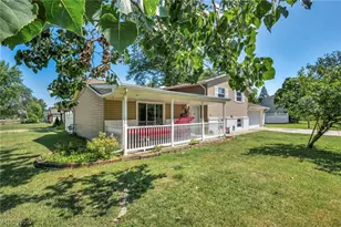 4425 Queen Anne Ave, Lorain, OH 44052 - Photo 3