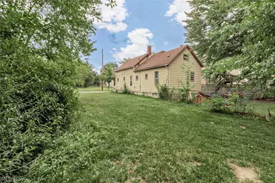 3692 E 59th Street, Loveland, OH 44105 - Photo 3