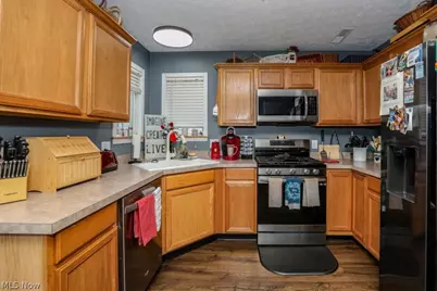 5281 Deer Trace Drive, Kent, OH 44240 - Photo 11
