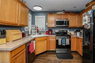 5281 Deer Trace Dr, Kent, OH 44240 - Photo 11