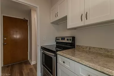 11850 Edgewater Drive #1002, Oakwood, OH 44107 - Photo 13