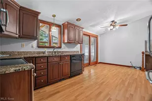 779 Cricket Ave, Conneaut, OH 44030 - Photo 11