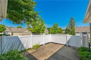 8222 Cyrus Ln, Northfield, OH 44067 - Photo 7