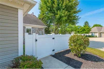 8222 Cyrus Lane, Northfield, OH 44067 - Photo 11