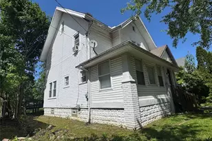 899 Lawton St, Akron, OH 44320 - Photo 3