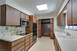 1512 Tiffany Cir, Akron, OH 44313 - Photo 19