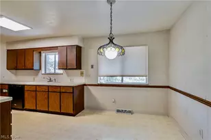 1512 Tiffany Cir, Akron, OH 44313 - Photo 15