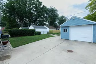 472 E 329th St, Willowick, OH 44095 - Photo 25