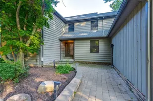 8458 Barbara Dr, Mentor, OH 44060 - Photo 3