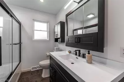 5102 W Mill Road, Grandview Heights, OH 44147 - Photo 27