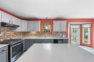 9473 Whalers Cove, Mentor, OH 44060 - Photo 3