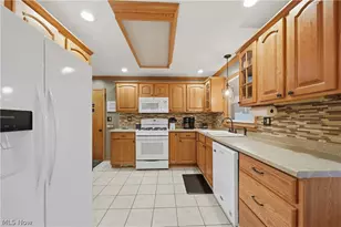 315 34th St NW, Canton, OH 44709 - Photo 11
