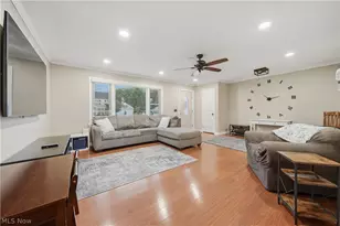 315 34th St NW, Canton, OH 44709 - Photo 5