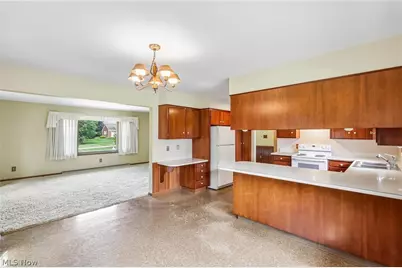 3837 Brookside Drive, Norton, OH 44203 - Photo 9