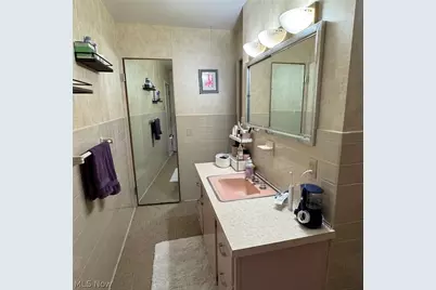 275 N Portage Path, Akron, OH 44303 - Photo 25