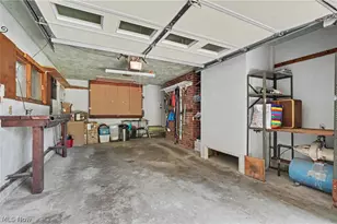 38600 Berkshire Hills Dr, Willoughby Hills, OH 44094 - Photo 27