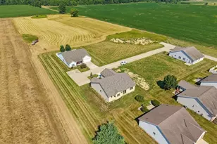 230 Clifton Ln, Rittman, OH 44270 - Photo 3