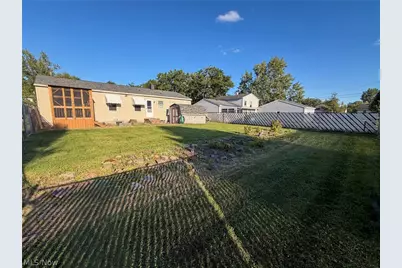 568 Purdue Avenue, Austintown, OH 44515 - Photo 5