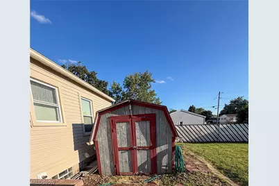 568 Purdue Avenue, Austintown, OH 44515 - Photo 33