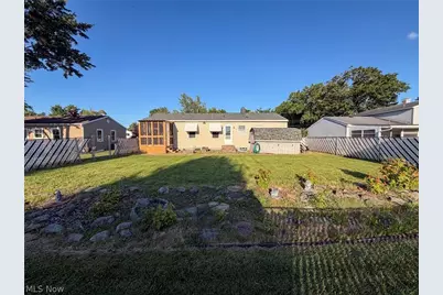 568 Purdue Avenue, Austintown, OH 44515 - Photo 35