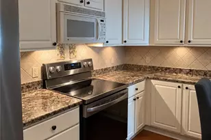 33253 Fairport Dr, Avon Lake, OH 44012 - Photo 25