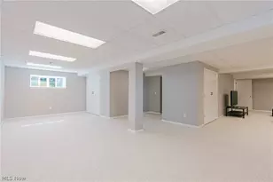 480 Glen Hollow Cir, Aurora, OH 44202 - Photo 27