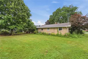 5266 Glenhaven Ave, Louisville, OH 44641 - Photo 7