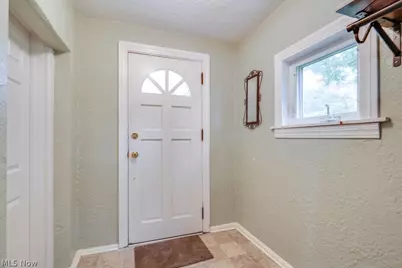 4033 State Road, Akron, OH 44319 - Photo 3