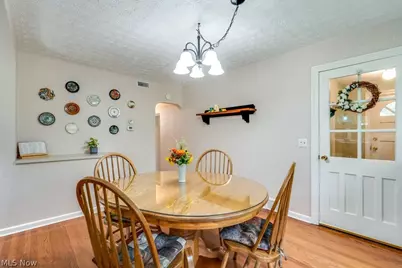 4033 State Road, Akron, OH 44319 - Photo 9