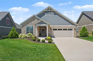 254 Elm Ln, Fairlawn, OH 44333 - Photo 1