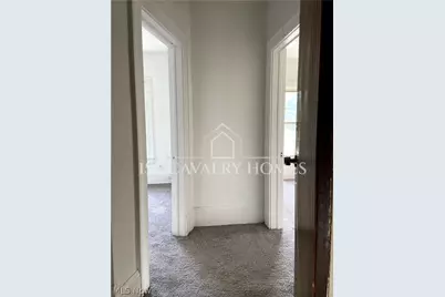 1383 Curtis Street #2 up, Akron, OH 44301 - Photo 5
