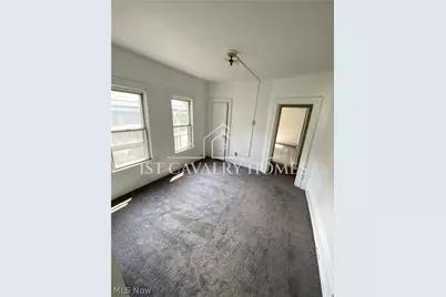 1383 Curtis Street #2 up, Akron, OH 44301 - Photo 7