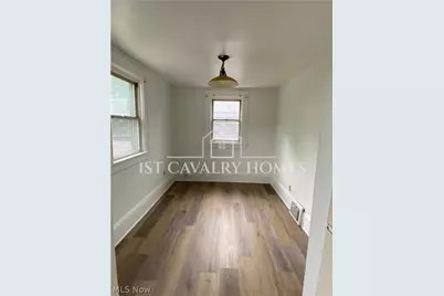 1383 Curtis Street #2 up, Akron, OH 44301 - Photo 3