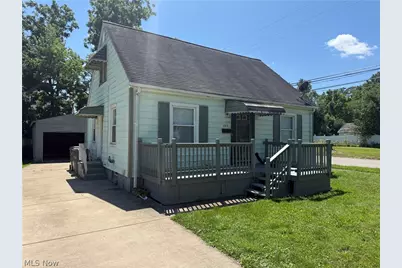 803 E Avondale Avenue E, Youngstown, OH 44502 - Photo 1
