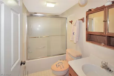 1909 E Harbor Road #407W, Port Clinton, OH 43452 - Photo 9