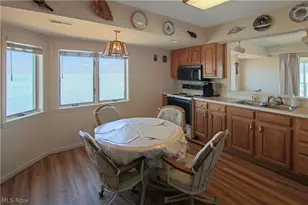 1909 E Harbor Rd, Port Clinton, OH 43452 - Photo 31