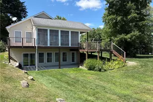 1047 Lode Star Dr, Roaming Shores, OH 44085 - Photo 3