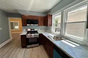 3918 Martin Luther King Jr Dr, Loveland, OH 44105 - Photo 9