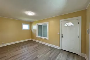 3918 Martin Luther King Jr Dr, Loveland, OH 44105 - Photo 7