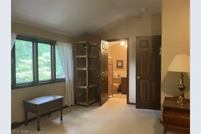 6800 Strathmore Drive, Valleyview, OH 44125 - Photo 35