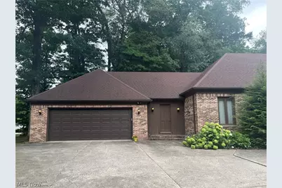 6800 Strathmore Drive, Valleyview, OH 44125 - Photo 3