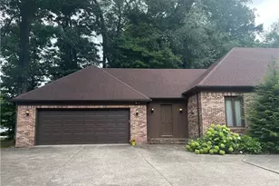 6800 Strathmore Dr, Valleyview, OH 44125 - Photo 3