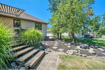 7791 Edgewood Lane, Green Hills, OH 44131 - Photo 43