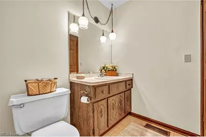 7791 Edgewood Lane, Green Hills, OH 44131 - Photo 39