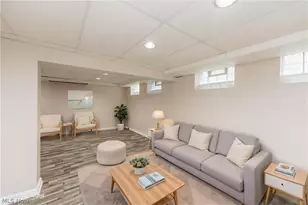 112 Arlington Cir, Wickliffe, OH 44092 - Photo 7