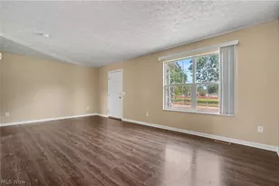 9598 Greenmeadow Rd, Windham, OH 44288 - Photo 5