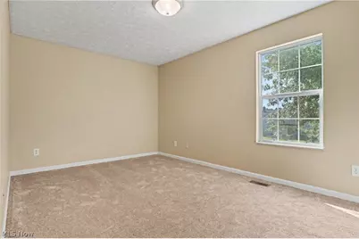 9598 Greenmeadow Road, Windham, OH 44288 - Photo 13