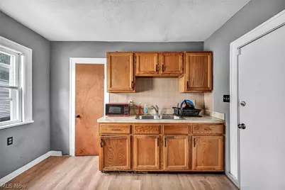 12109 Holborn Avenue, Loveland, OH 44105 - Photo 15